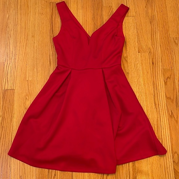 Forever21 Black Capri Cropped 3/4 Length Workout Leggings with a White Waistband - Picture 1 of 6